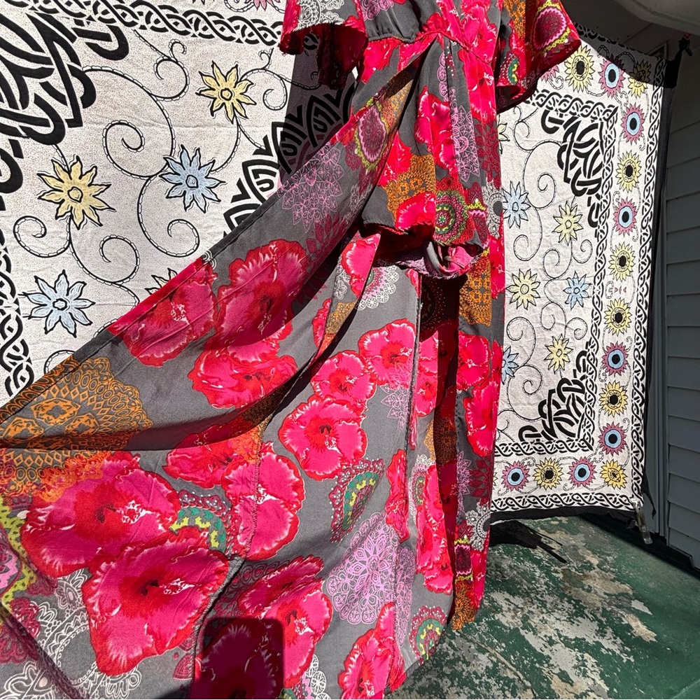 True Destiny Floral Kimono Dress Under Short Cape Skirt w/ Tie Waist Size Medium - Picture 12 of 16